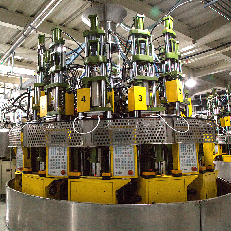 Linie de producție automată standard european cu trei prize Linie de producție automată standard european cu trei prize