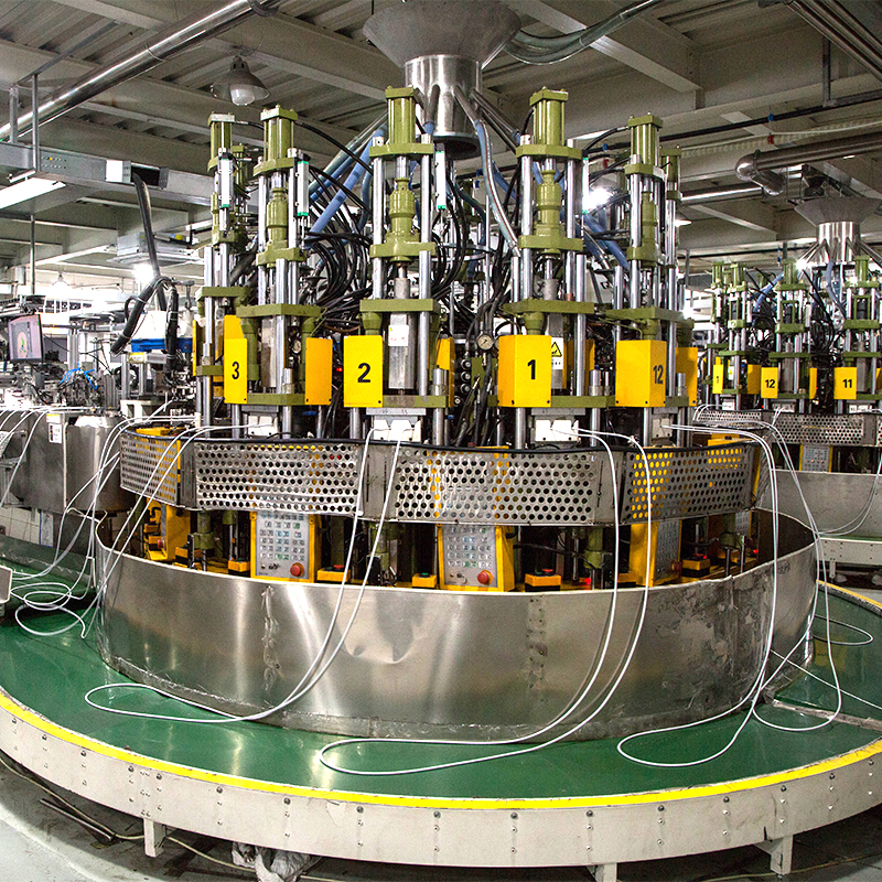 Linie de producție automată standard național cu trei nuclee și patru generații